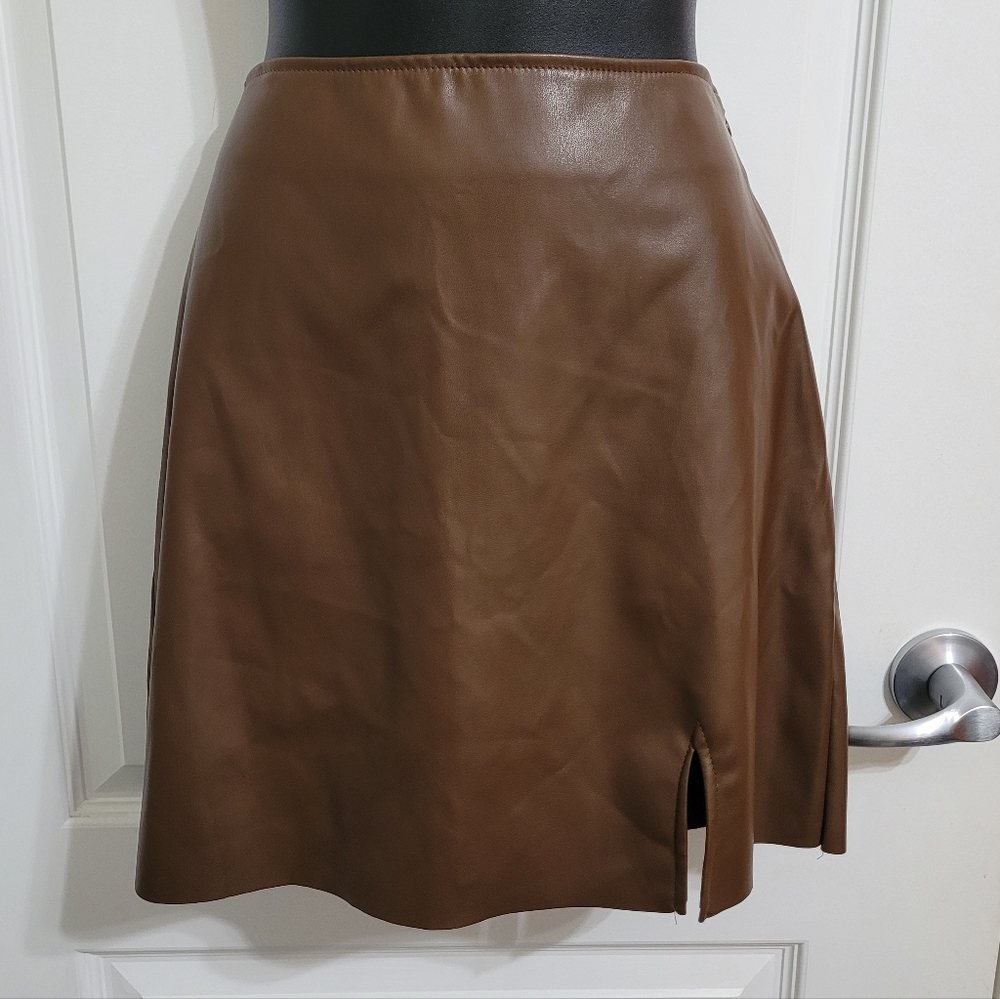 NWOT Bluenotes Brown Faux Leather Mini Pencil Skirt Sz Large